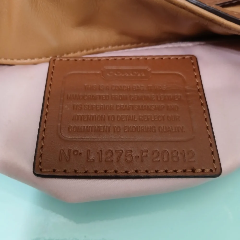 Coach Alexandra Leather Shoulder Bag Tan Gold Chain Hobo Purse Classic Medium
